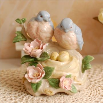 陶瓷鸽八音盒音乐盒创意结婚情人节礼物送男女生老婆特别周年纪念品