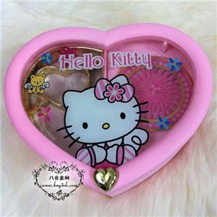 日本Sankyo hello kitty凯蒂猫心形首饰盒音乐盒八音盒 创意生日礼物品 送女生